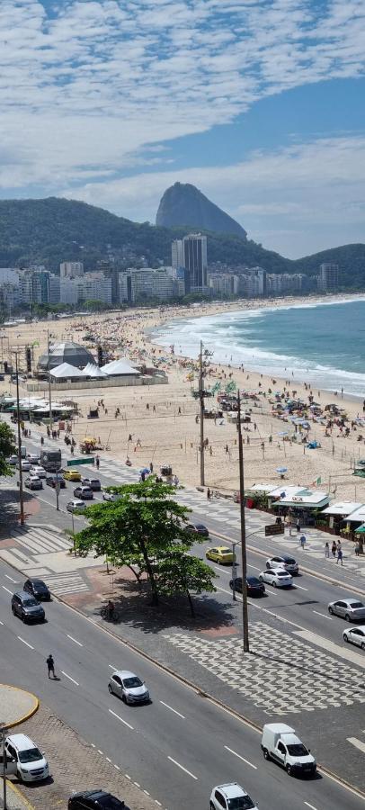 Avenida Atlantica 3318 Copacabana *